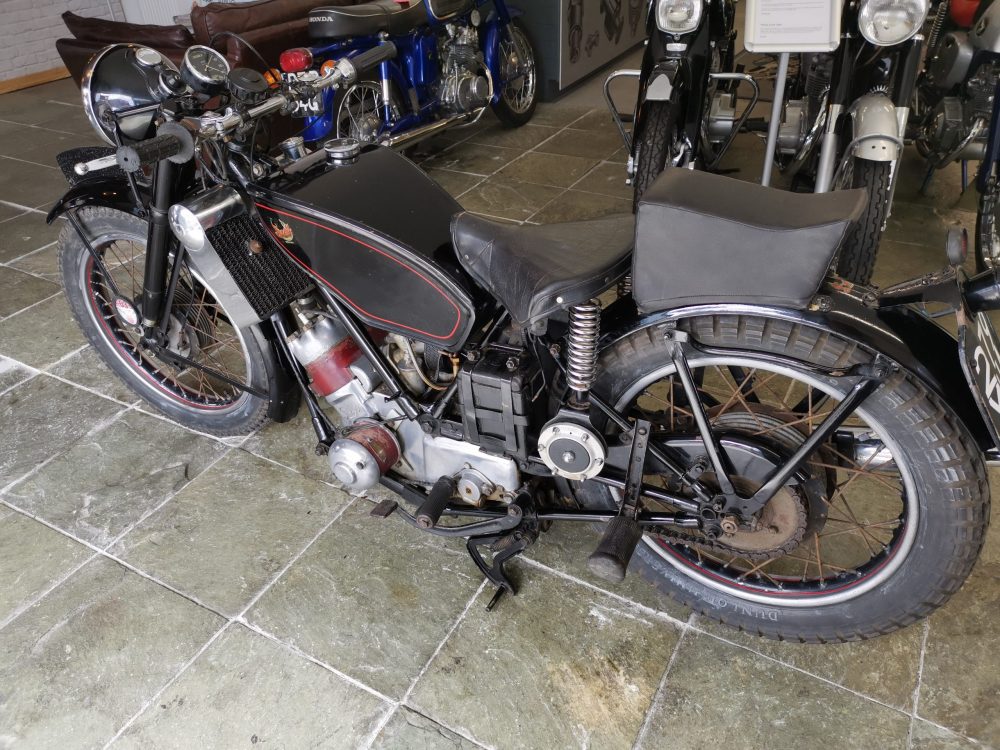 Scott Flying Squirrel 1949 SOLD - Image 14