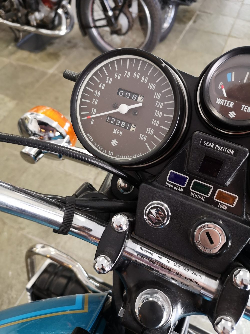 Suzuki GT750 1977 Completely restored amazing condition NOW SOLD! - Image 5
