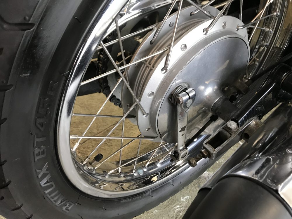 Suzuki GT750J 1972 Restored with rebuilt engine NOW SOLD! - Image 11