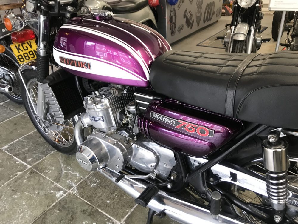 Suzuki GT750J 1972 Restored with rebuilt engine NOW SOLD! - Image 3