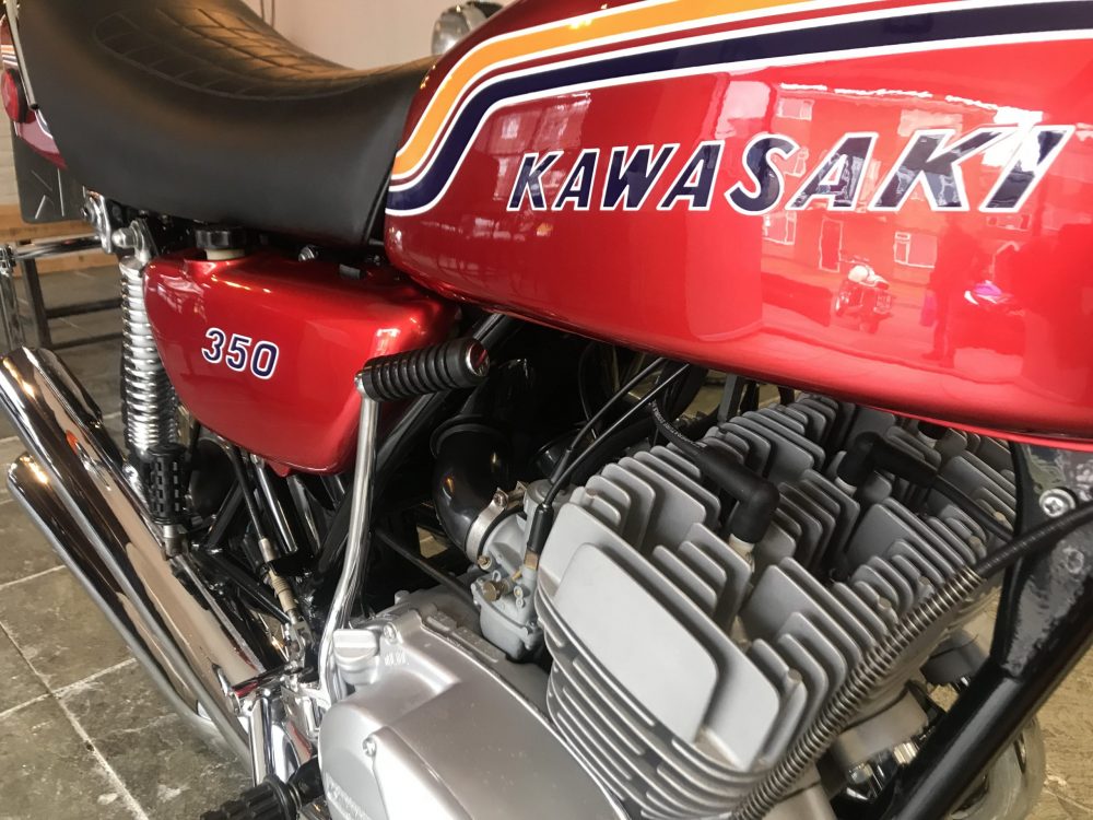 Kawasaki S2 350 KH 1971 Completely restored unbelievable condition!! Now Sold - Image 6