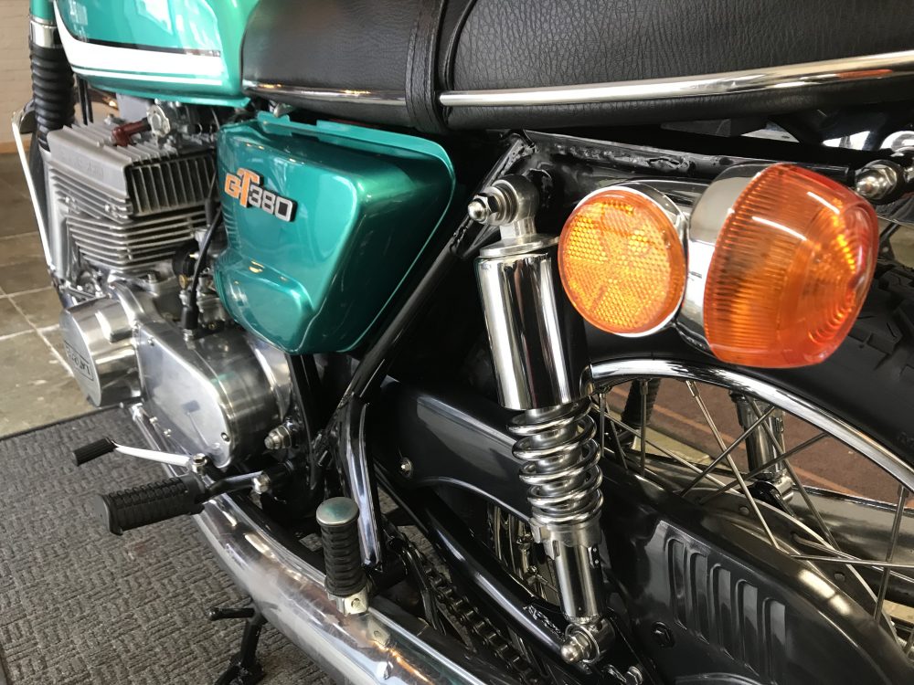 Suzuki GT380 1972 NOW SOLD - Image 7