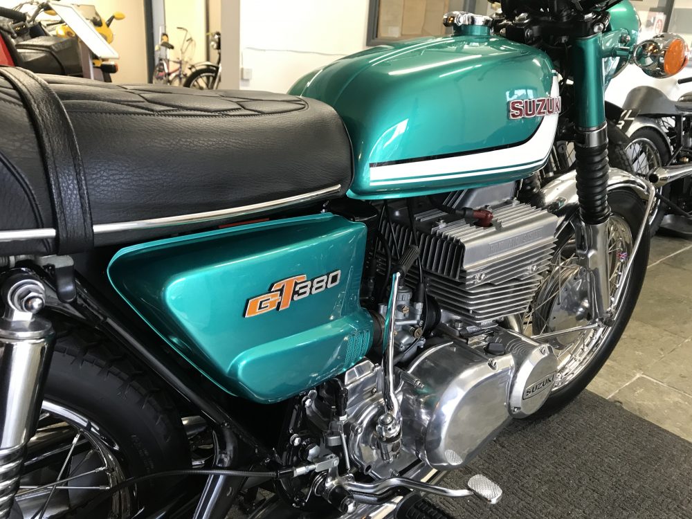 Suzuki GT380 1972 NOW SOLD - Image 3