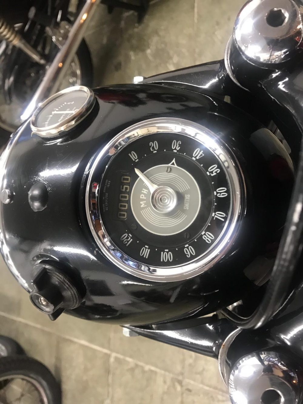 Matchless G12 650 CSR REBUILT ENGINE AND FULLY RESTORED!!! Now Sold. - Image 8