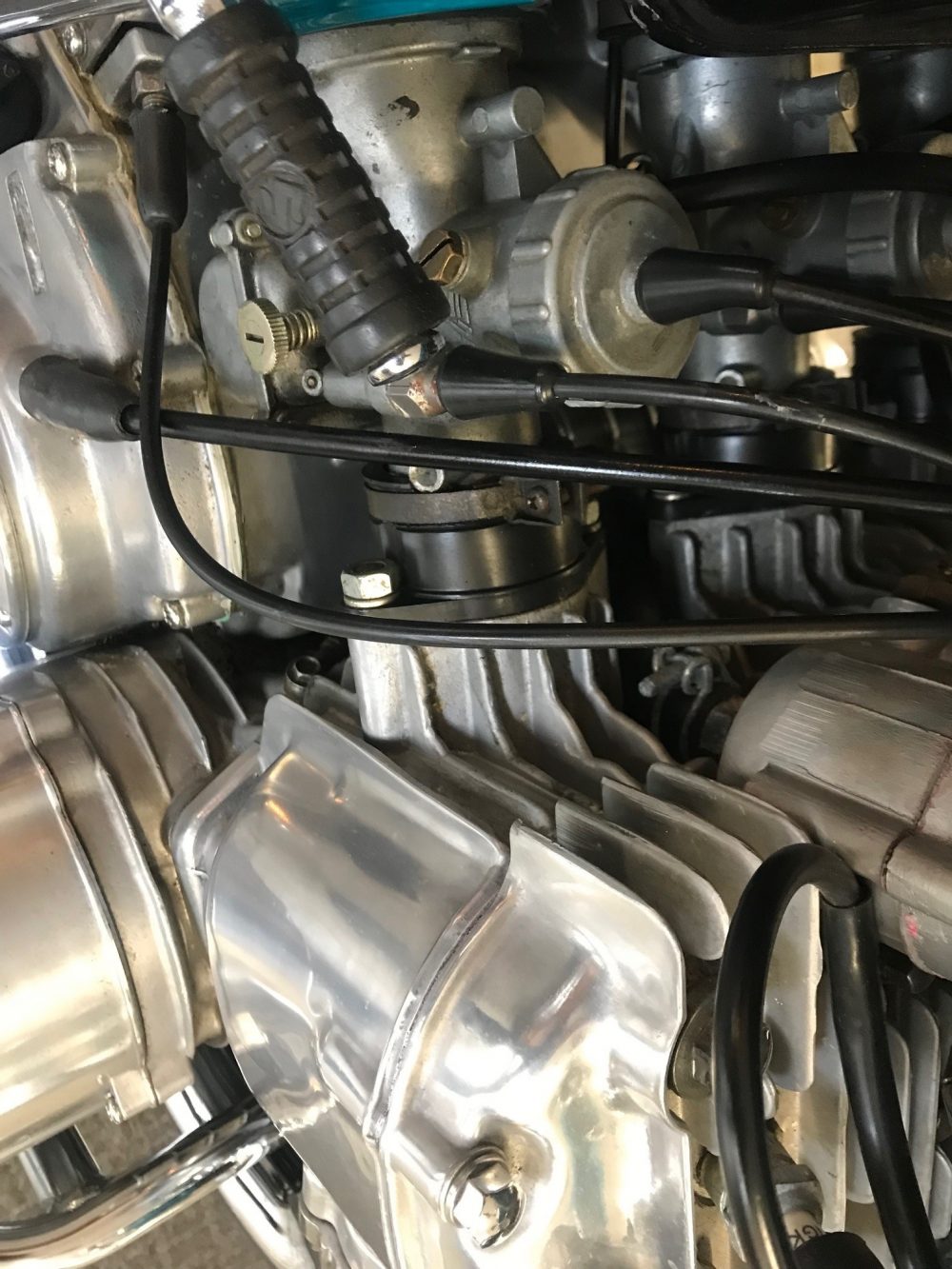 Suzuki GT 750 J completely rebuilt NOW SOLD - Image 14