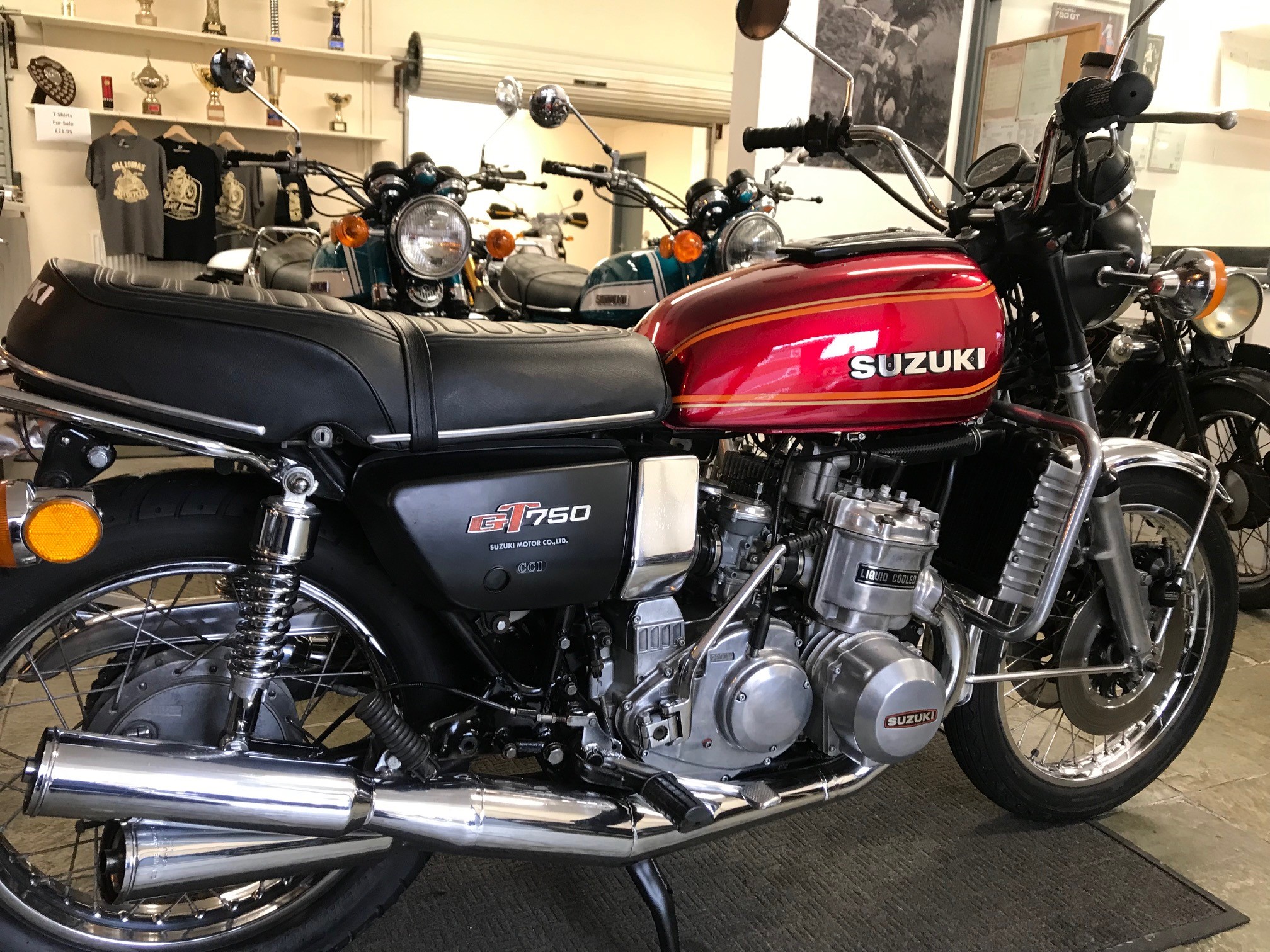 Suzuki gt discount 750 b