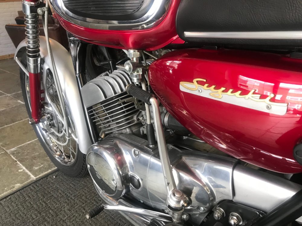 Suzuki T 200 invader 1967 Completely Restored!!!!! - Image 5
