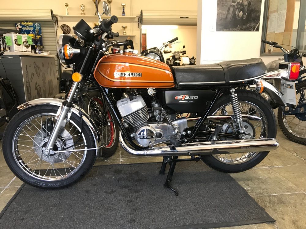Suzuki GT 250 B 1977 AMAZING CONDITION!!!! NOW SOLD - Image 2