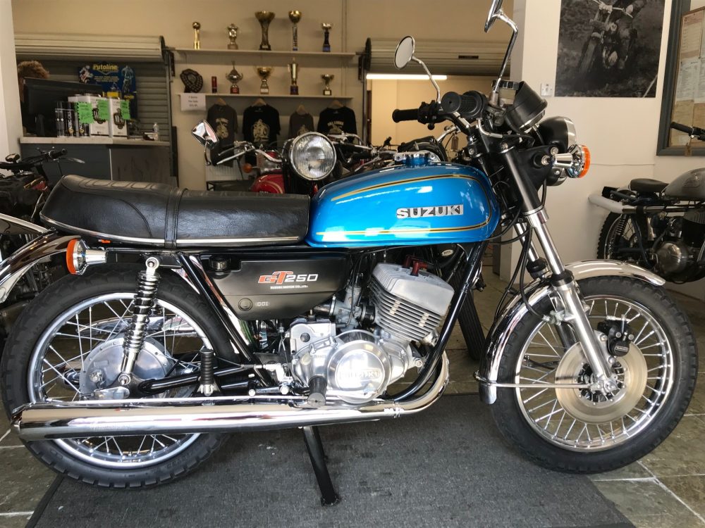 Suzuki GT250B 1976 UK bike Total restoration!!! NOW SOLD
