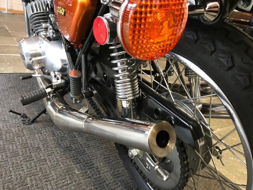 Kawasaki 250 S1A - Image 9