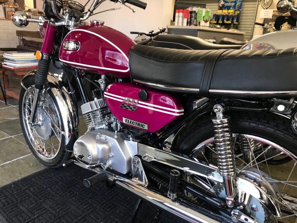 Yamaha RD 200 concourse condition BEST AVAILABLE!! SOLD - Image 25