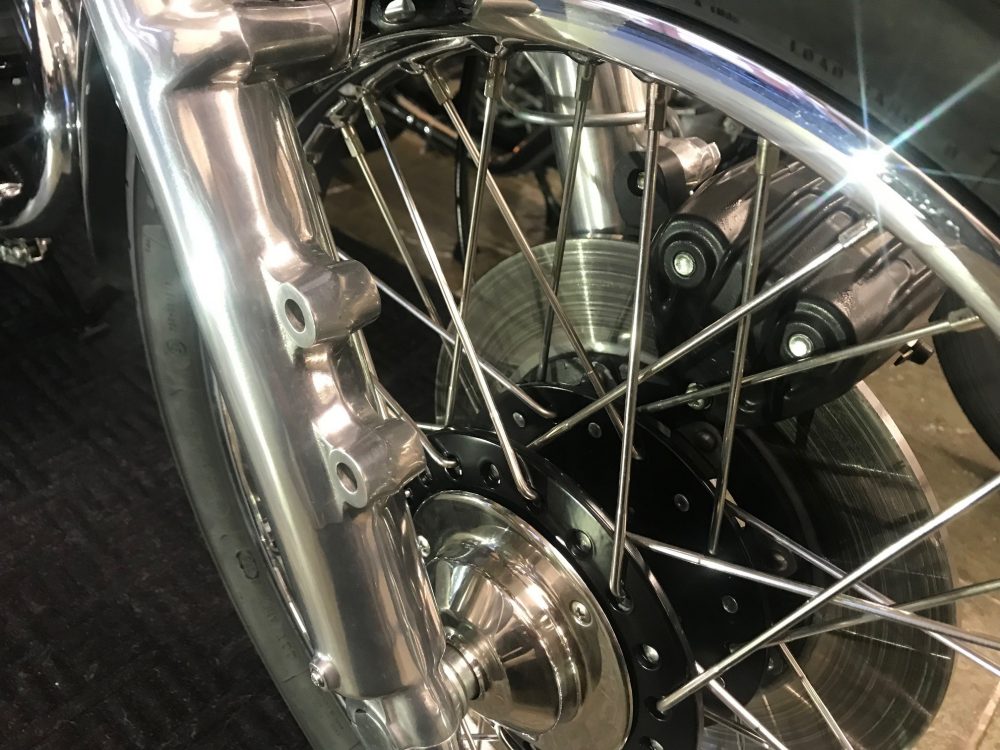 Kawasaki H2B 750 triple show winning bike! NOW SOLD - Image 11