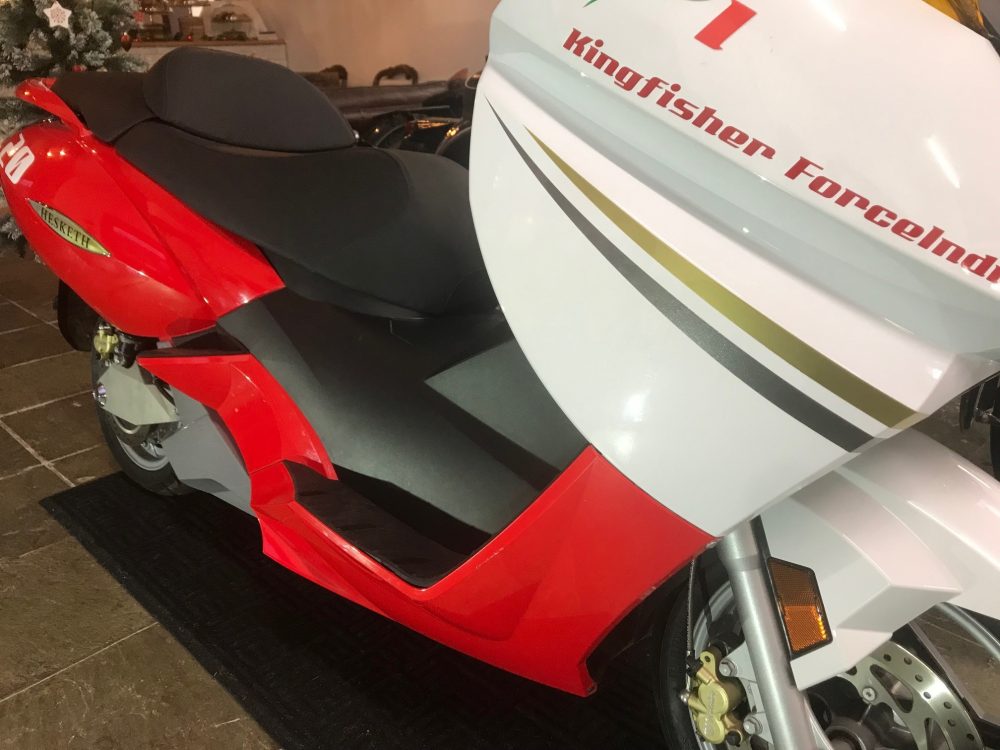 Hesketh electric Scooter Ridden by F1 Adrian Sutil !NOW SOLD! - Image 14