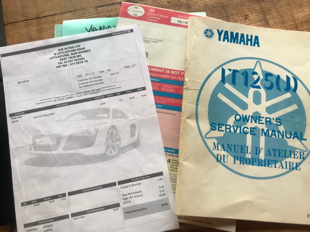 The Yamaha IT 125 DT 1982 - Image 13