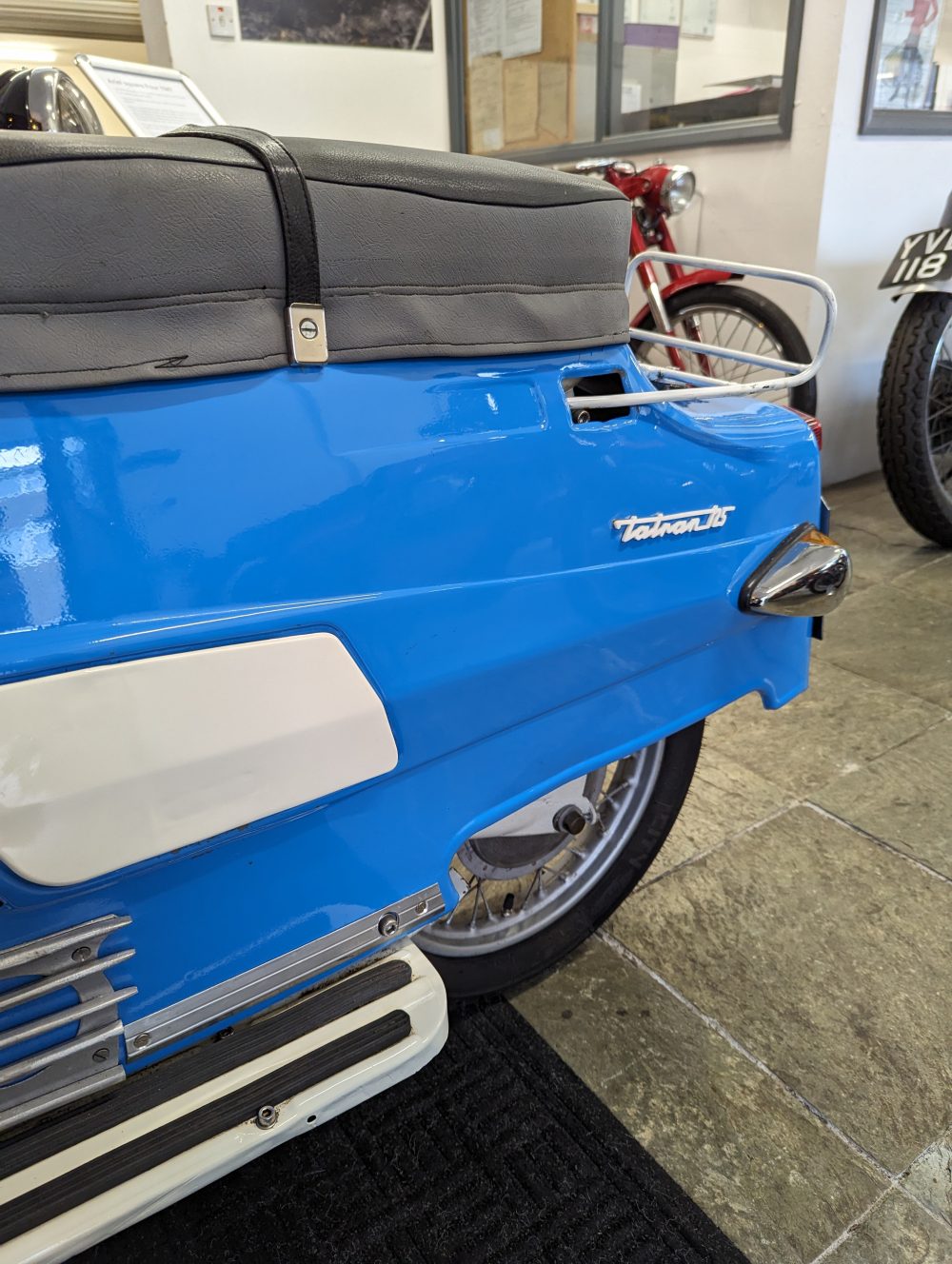 Tatran Scooter 1966 Lambretta Vespa era 125cc - Image 7