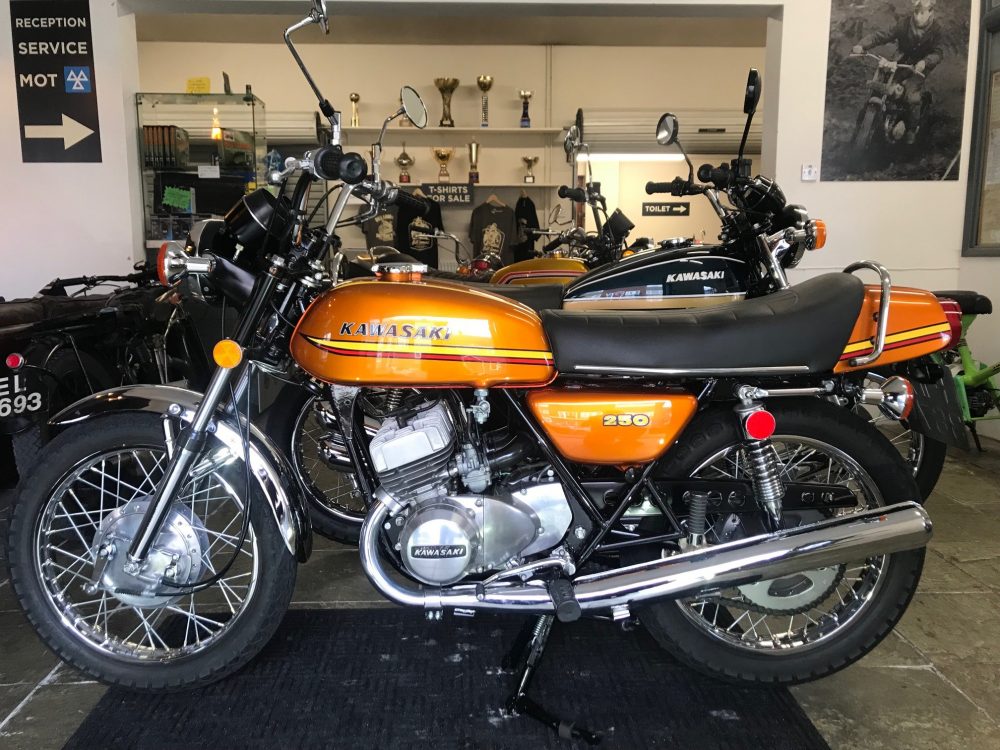 Kawasaki 250 S1A - Image 2