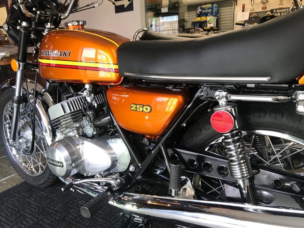 Kawasaki 250 S1A - Image 7