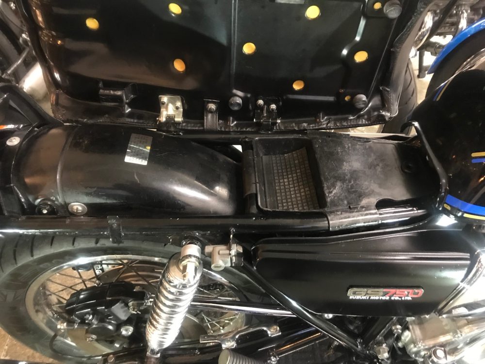 Suzuki GS750 UK BIKE!!!! - Image 21