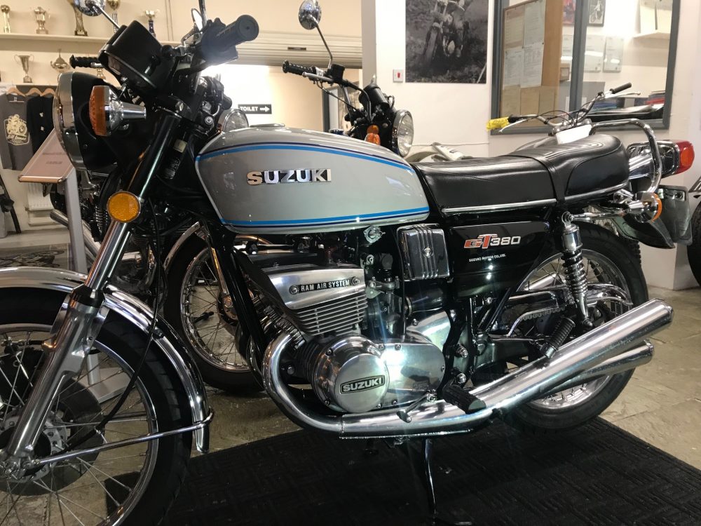 Suzuki GT380B NOW SOLD - Image 3
