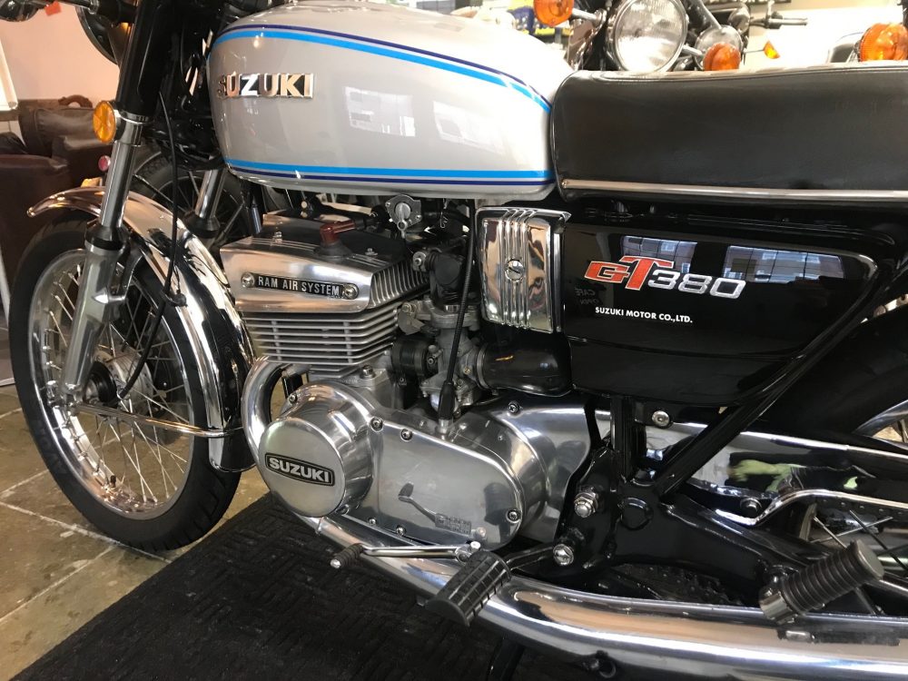 Suzuki GT380B NOW SOLD - Image 4