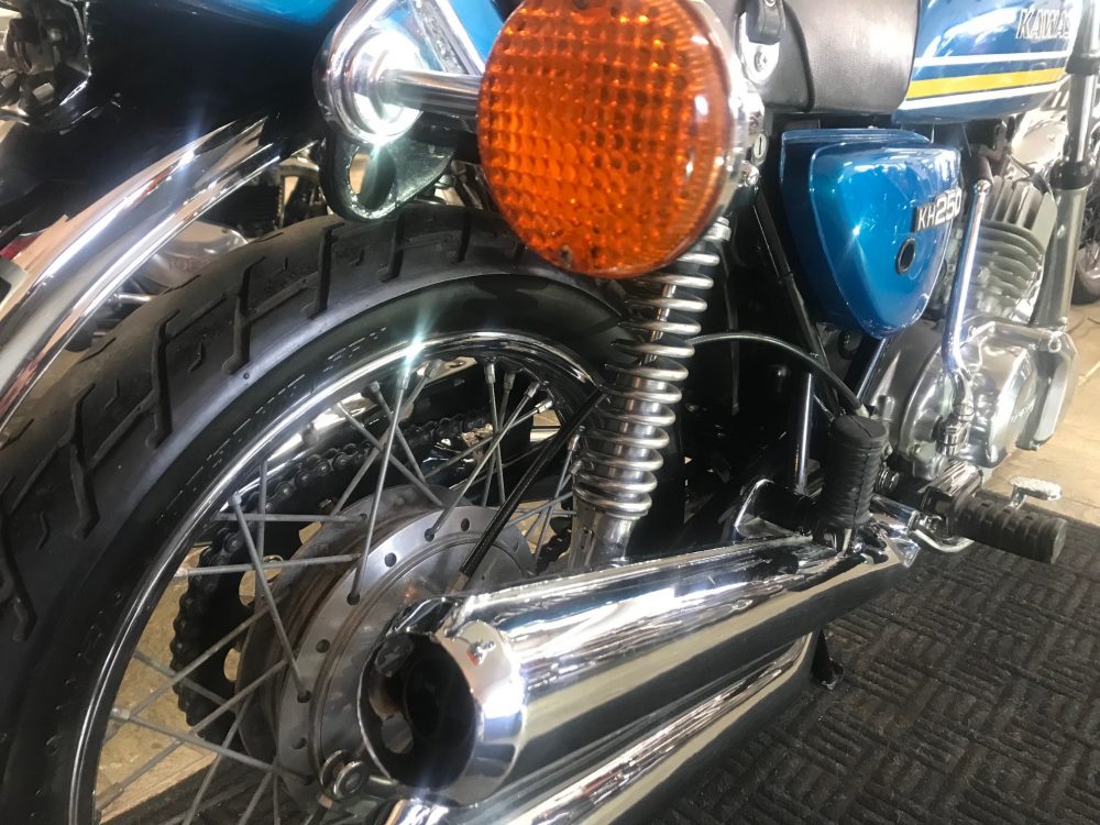 Kawasaki KH 250 NOW SOLD - Image 19