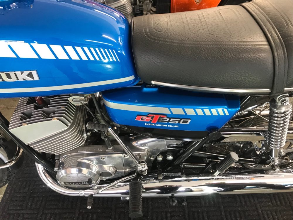 Suzuki GT 250C Near Concourse Condition! - Image 9