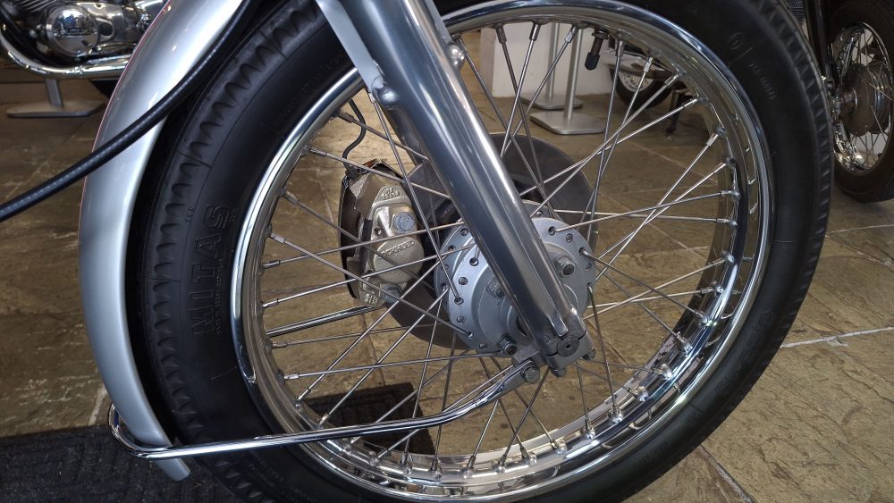 Triumph BonnevilleT140 Silver Jubilee Near Concours!!! - Image 17