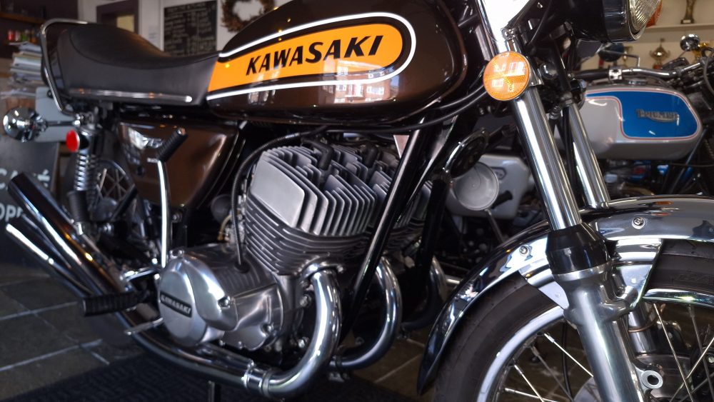 Kawasaki H2B 750 Triple - Image 8