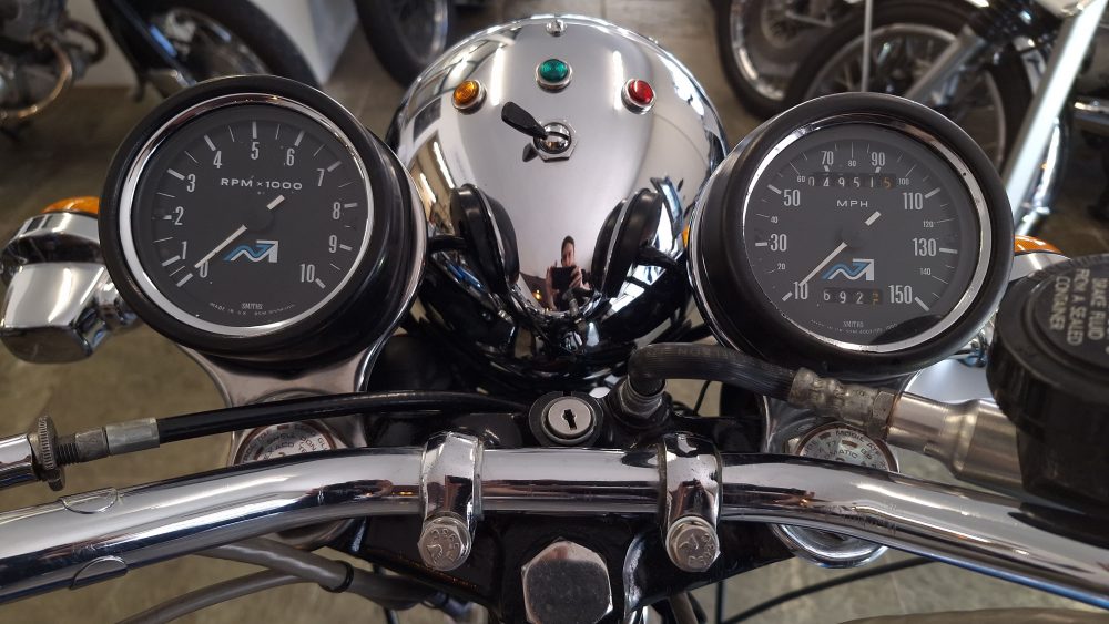 Triumph BonnevilleT140 Silver Jubilee Near Concours!!! - Image 18