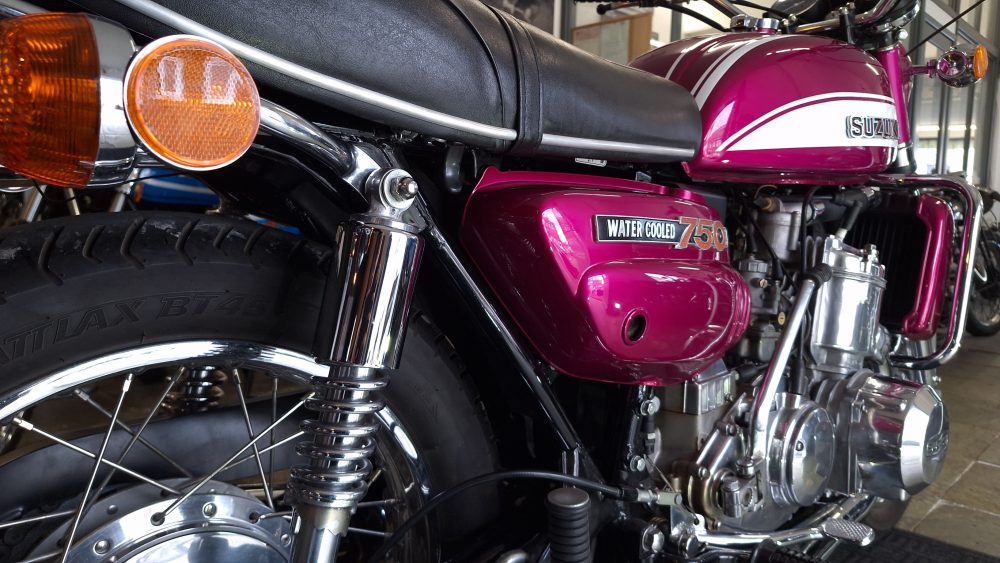 Suzuki GT750J 1972 Completely Restored!!!!! - Image 3