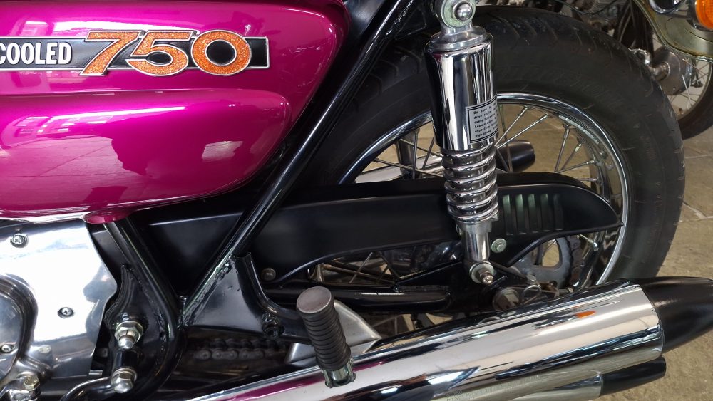 Suzuki GT750J 1972 Completely Restored!!!!! - Image 11