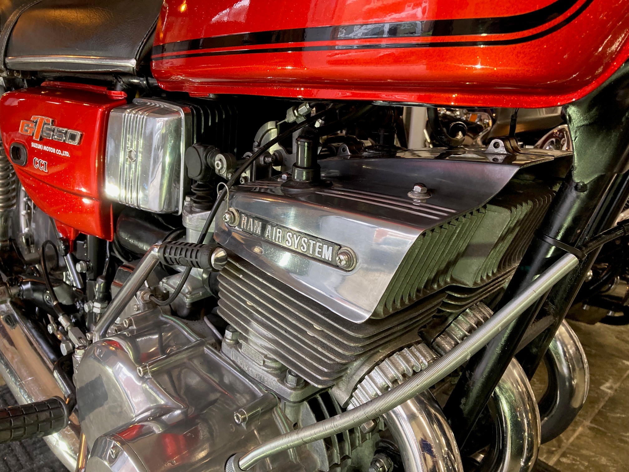 Suzuki GT 550 Great Condition! 1975 - Image 8