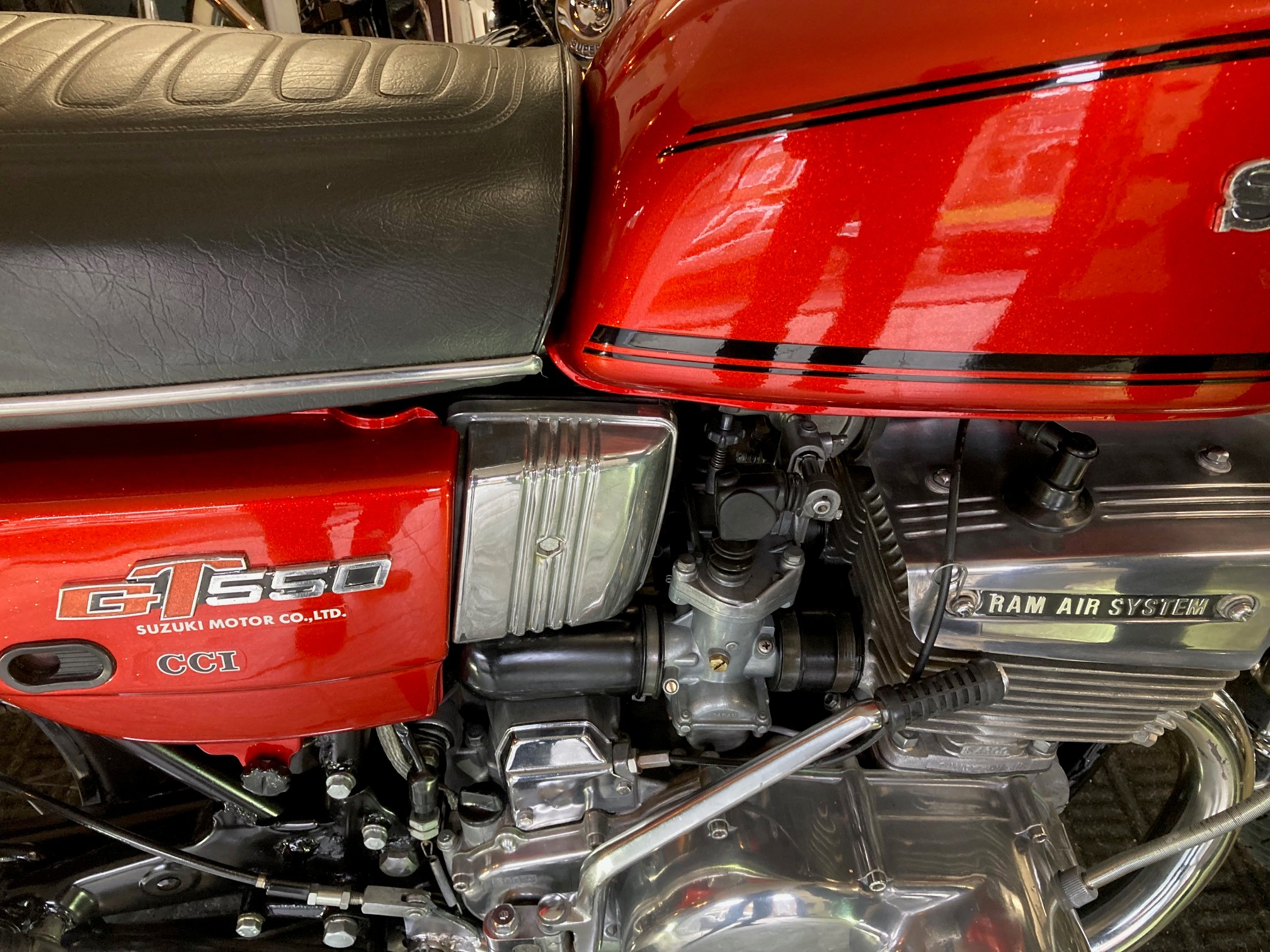 Suzuki GT 550 Great Condition! 1975 - Image 9