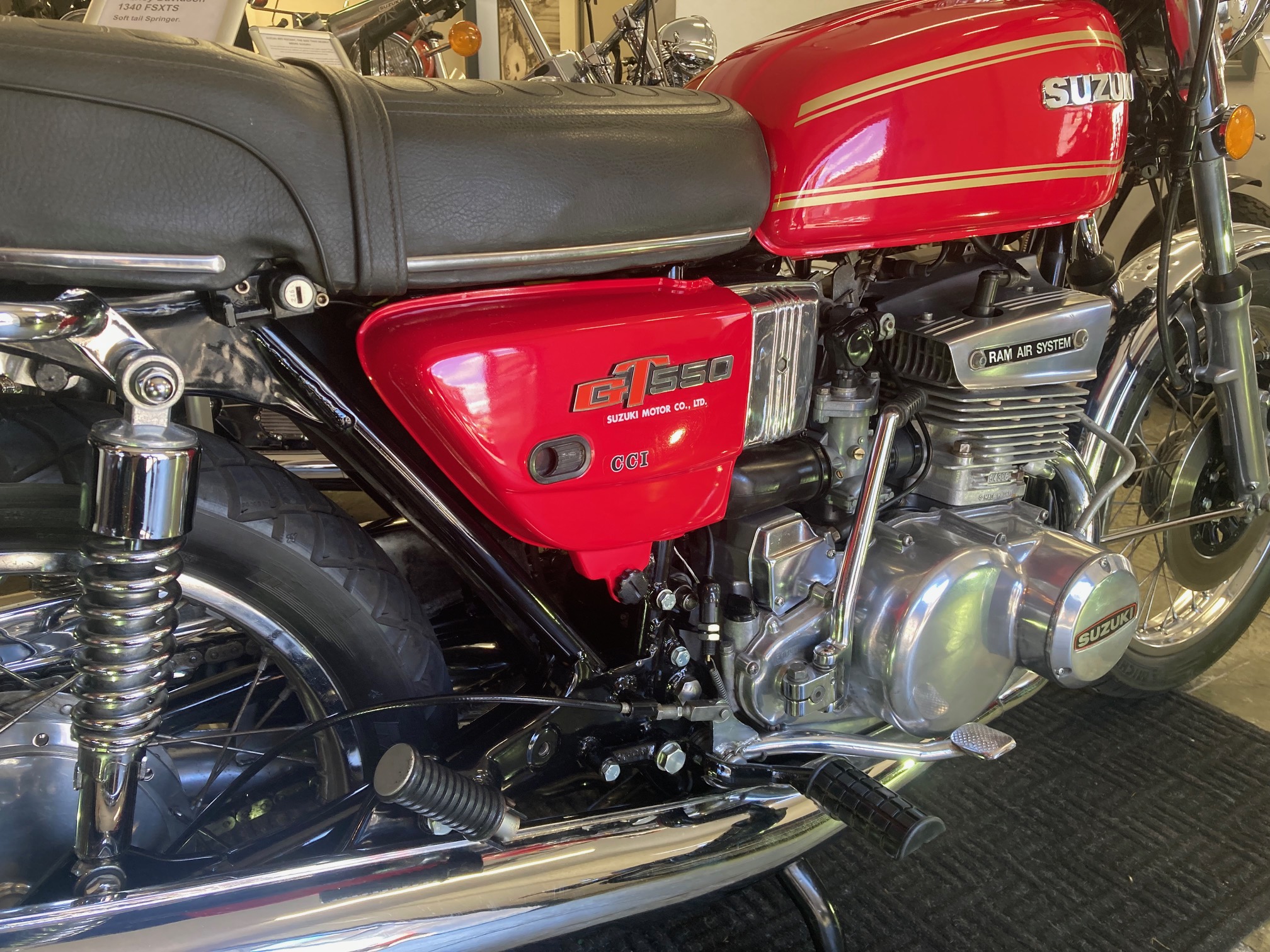 Suzuki GT 550 1976 Superb Genuine UK Machine!! - Image 8