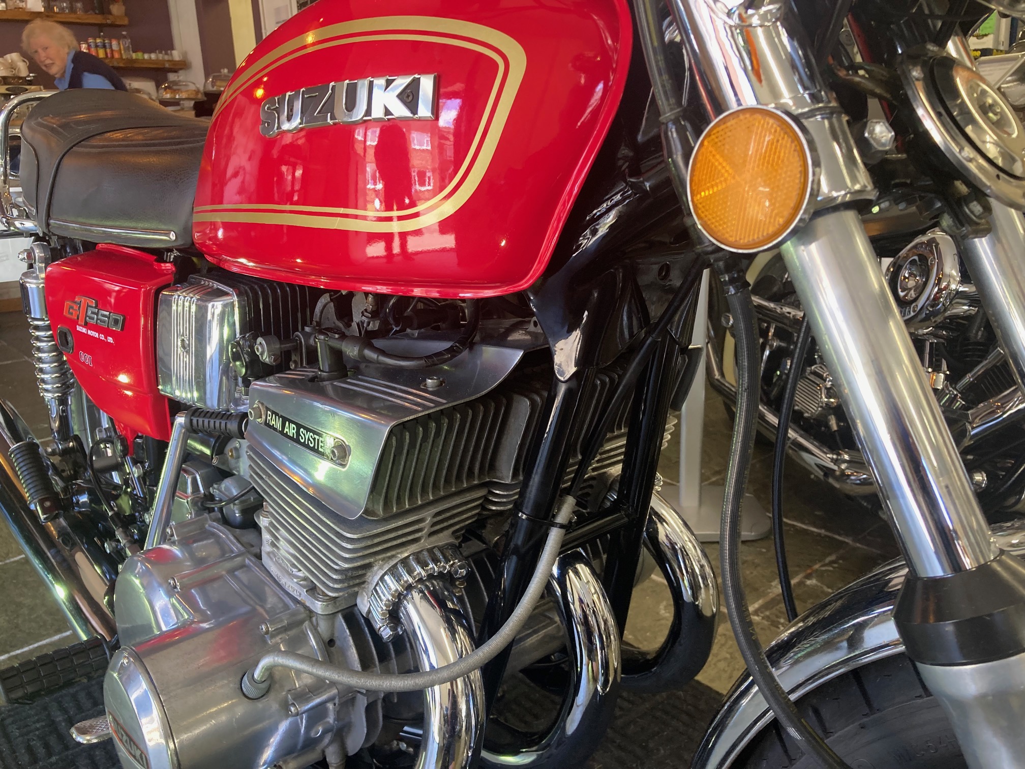 Suzuki GT 550 1976 Superb Genuine UK Machine!! - Image 9