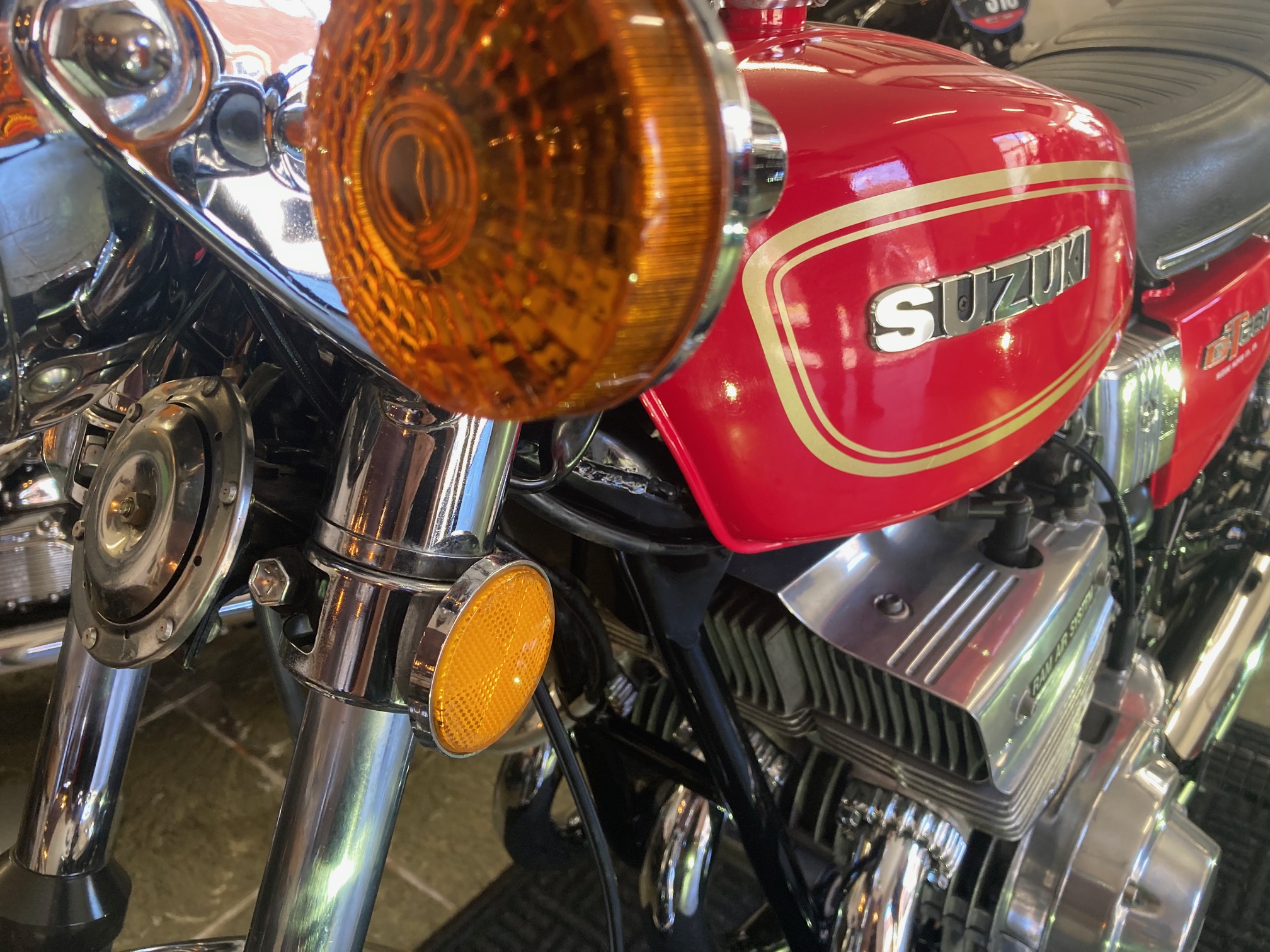Suzuki GT 550 1976 Superb Genuine UK Machine!! - Image 12